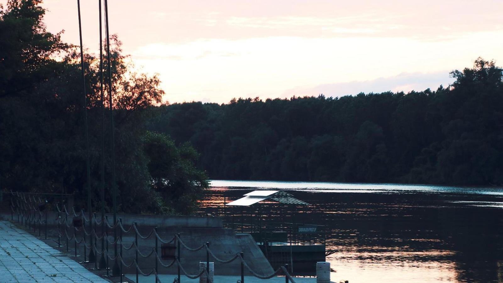 Hotel Marina Oasa Grocka Exteriör bild